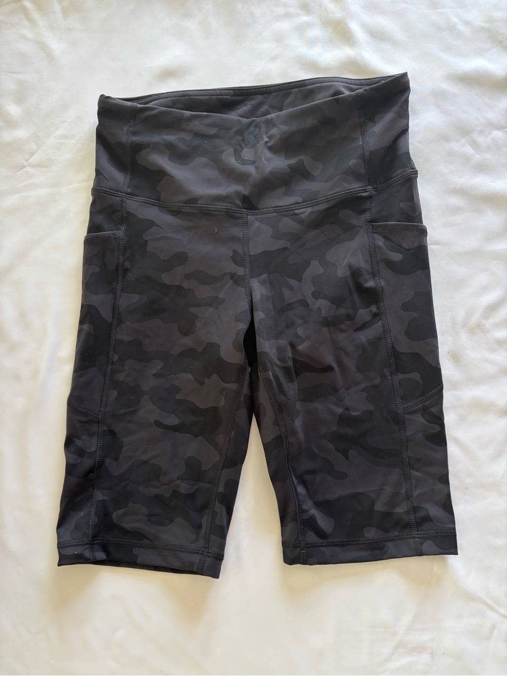 CRZ YOGA Black Charcoal Camo High-Waist Yoga Shorts.